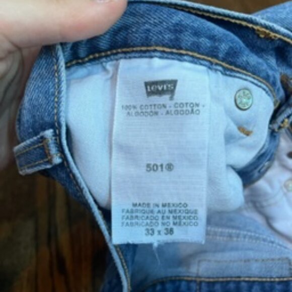 Levi's 501 Medium Wash Jeans - Picture 6 of 8